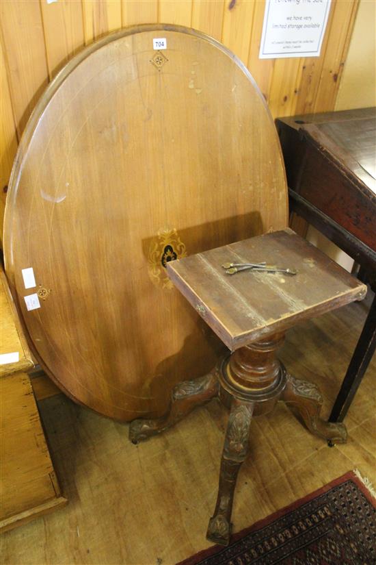 Victorian loo table(-)